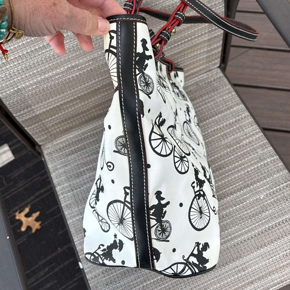 DOONEY BOURKE LADIES DISNEY BICYCLE FLOWER AND GARDEN 2015 TOTE BAG - Picture 5 of 11